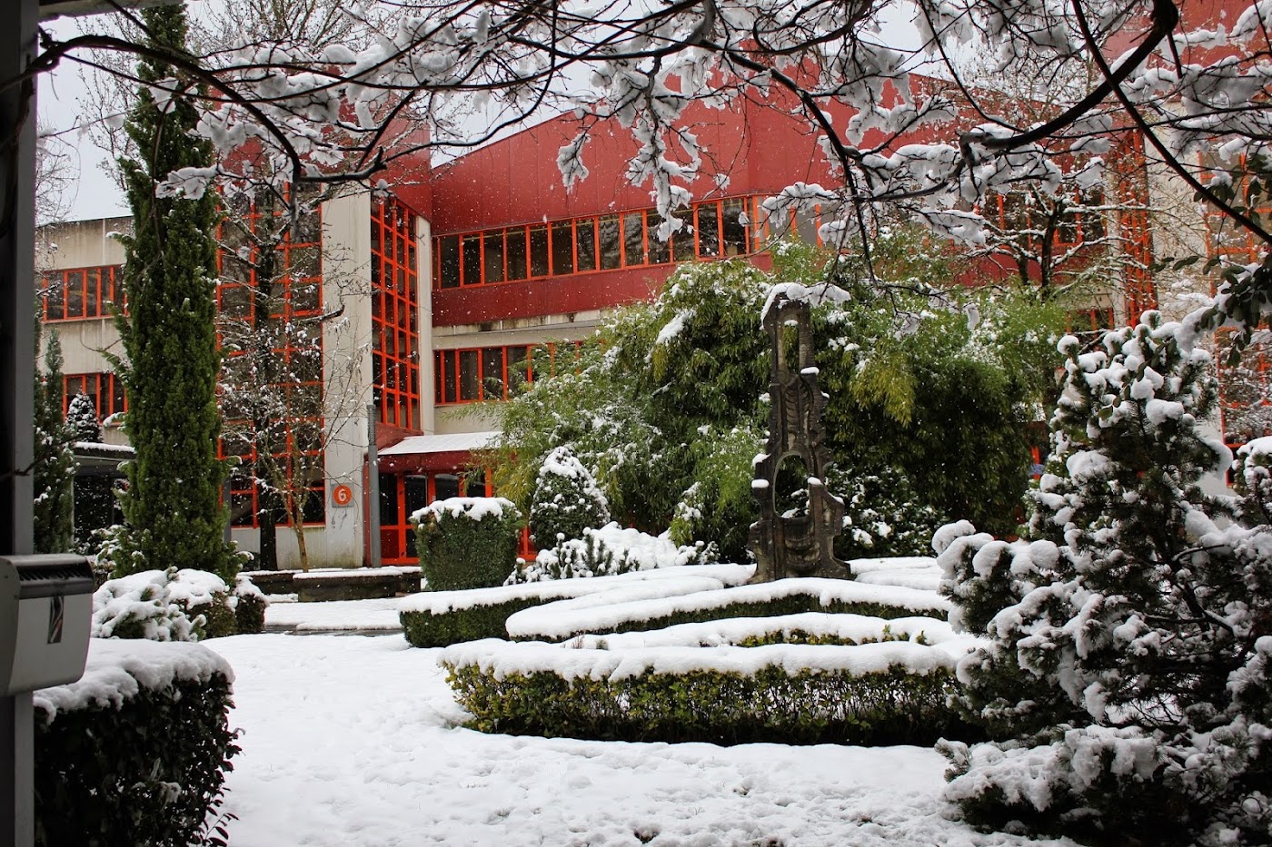 Mondragon University