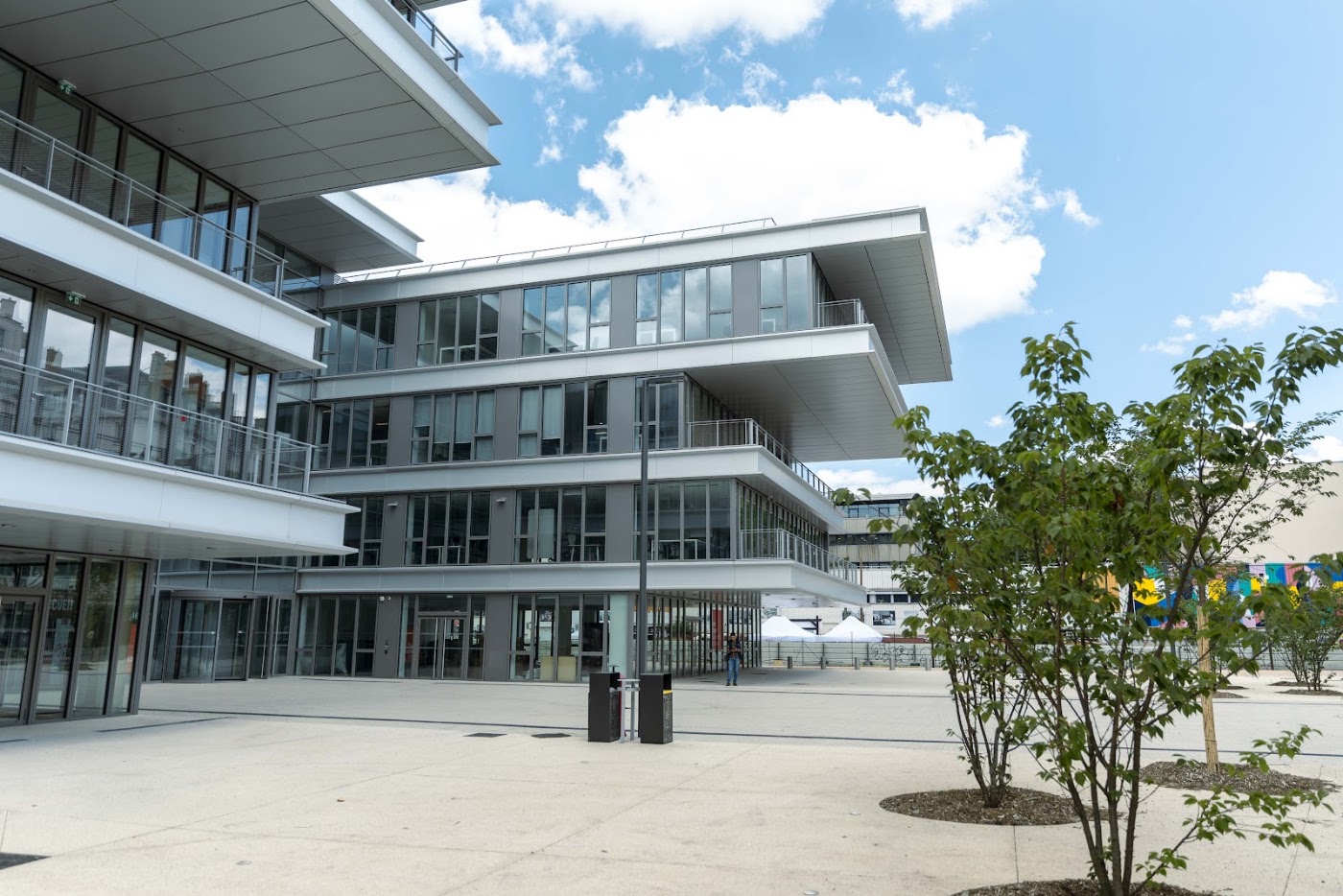 EM Lyon Business School