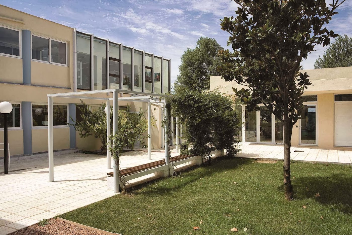 International Hellenic University