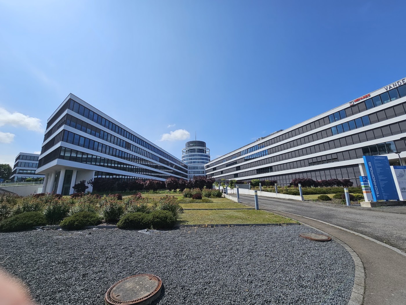 Luxembourg School of Business