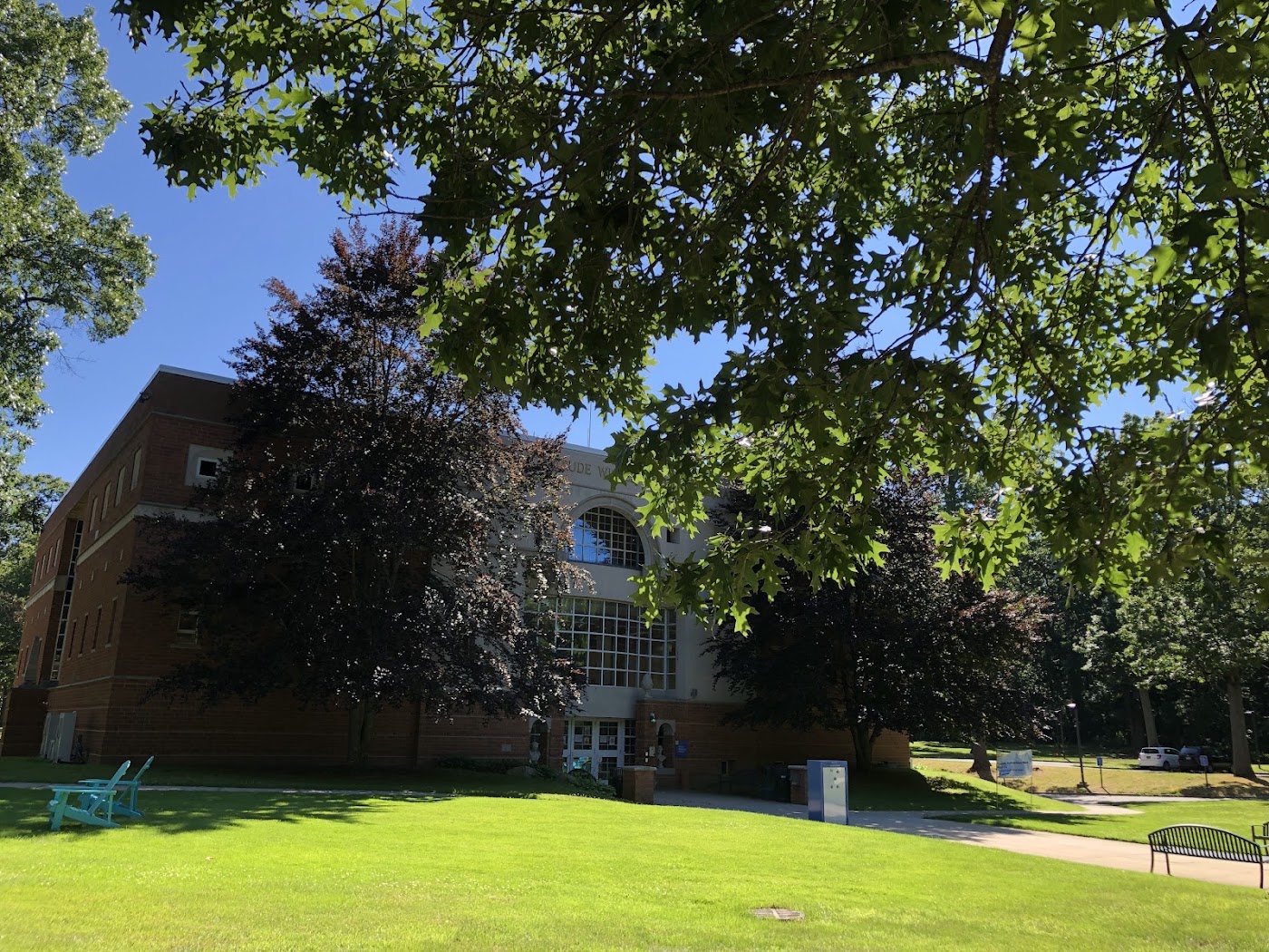 New York Institute of Technology