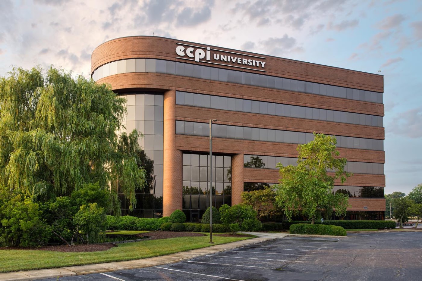 ECPI University